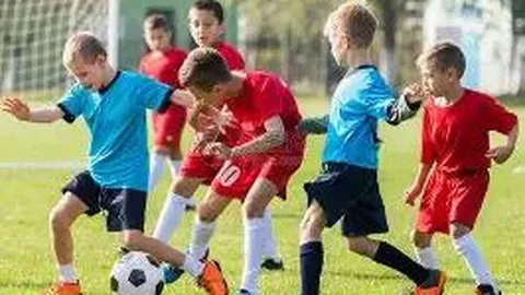 曾映雪参与电影百年纪念捐赠仪式 《云雀叫天录》加入上海电影博物馆收藏